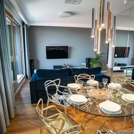 About Art Vip Apartament Wrocław